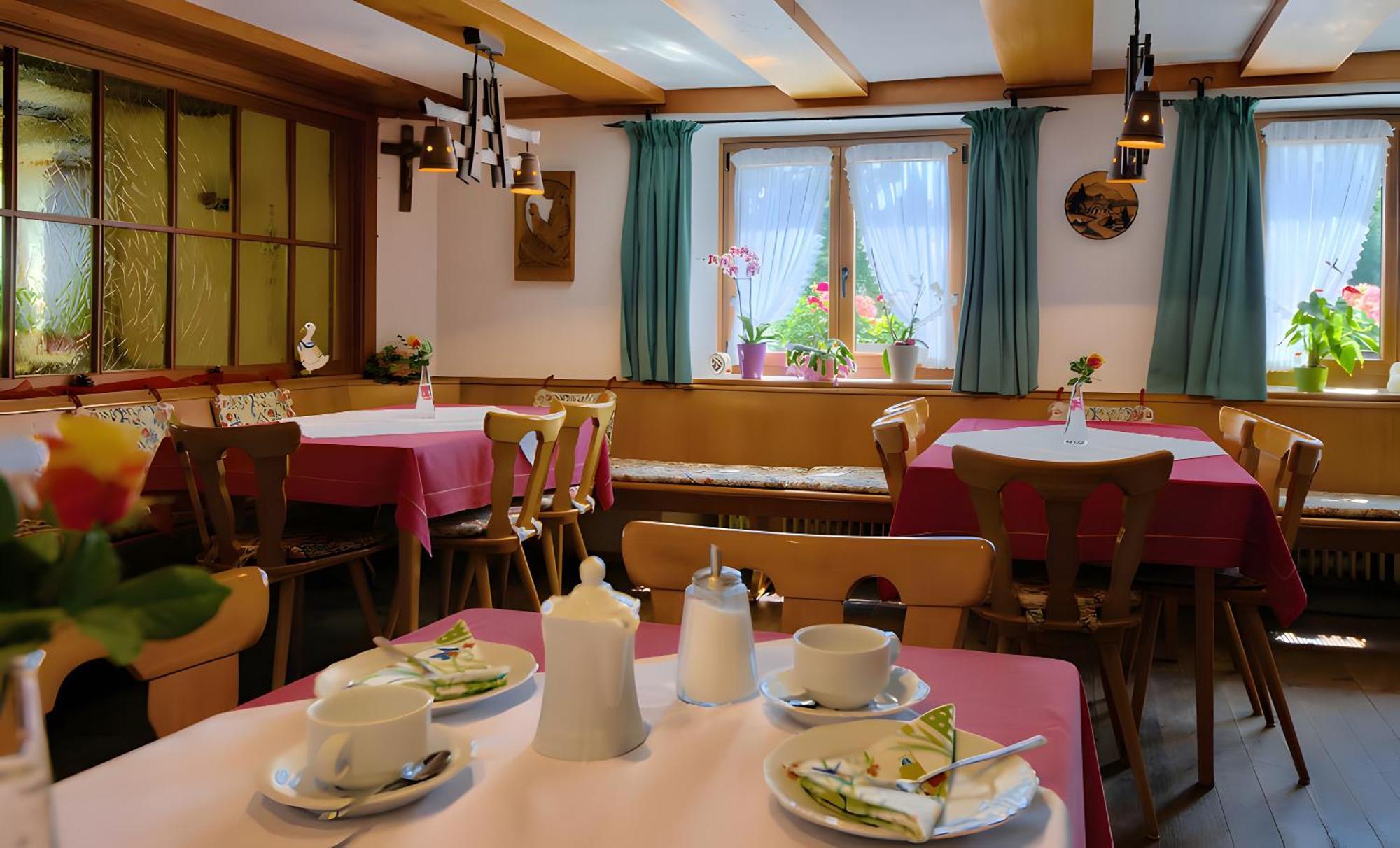 Gasthaus-Pension Zum Loewen Grafenhausen Dış mekan fotoğraf
